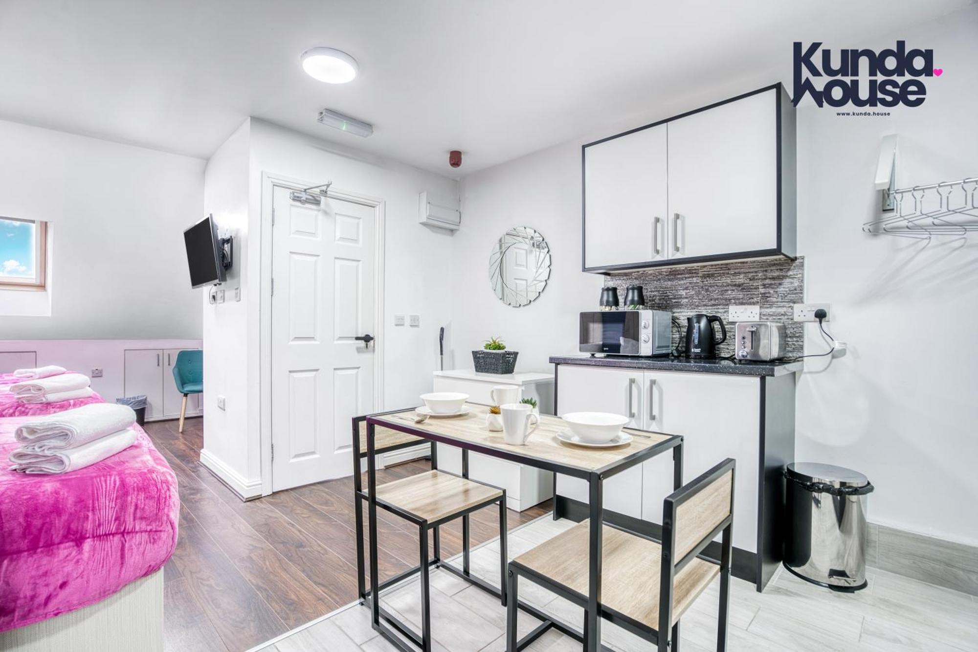 Cosy Apartments - City Living Made Elegant - Birmingham Exteriör bild